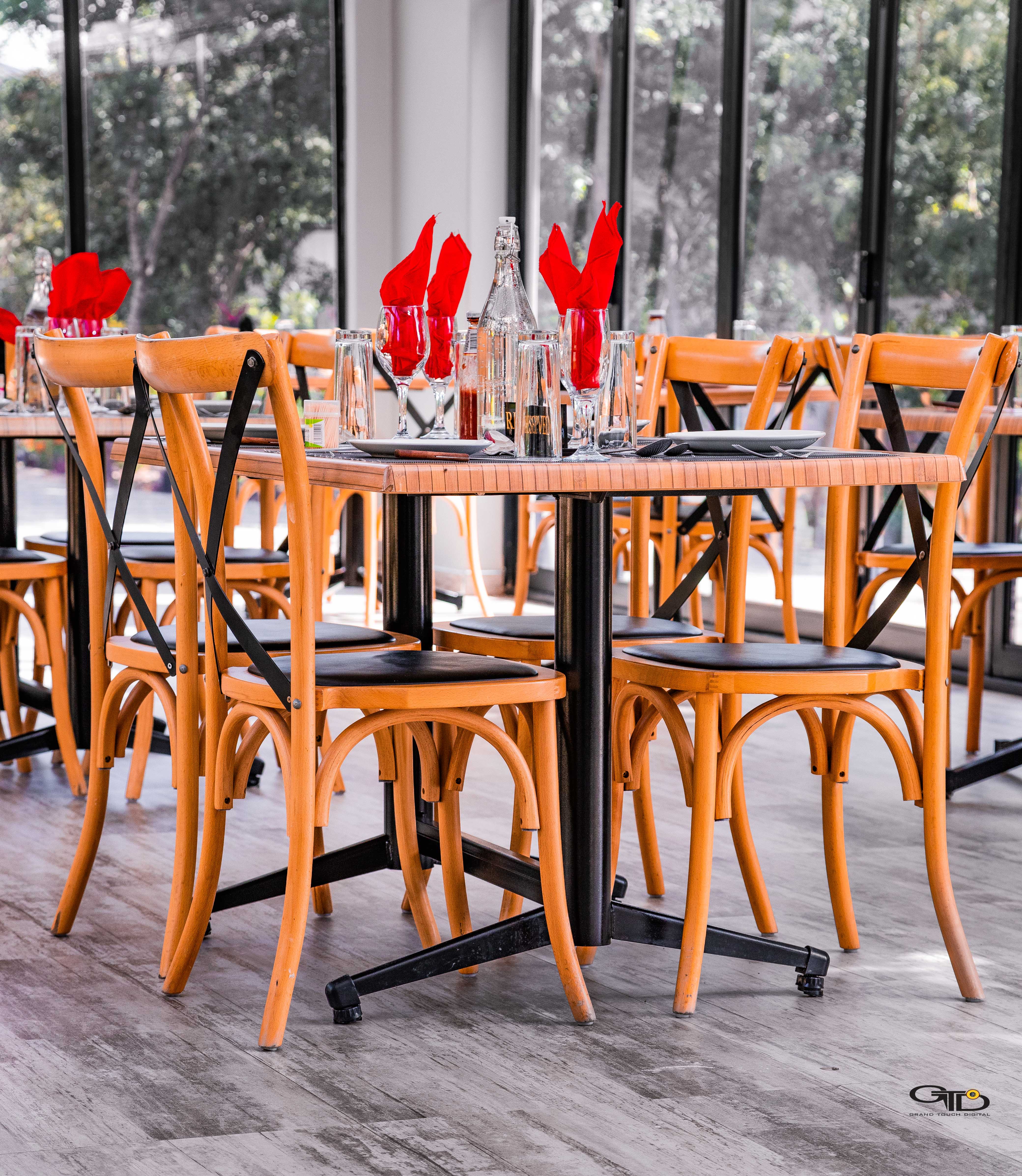 Restuarant Table